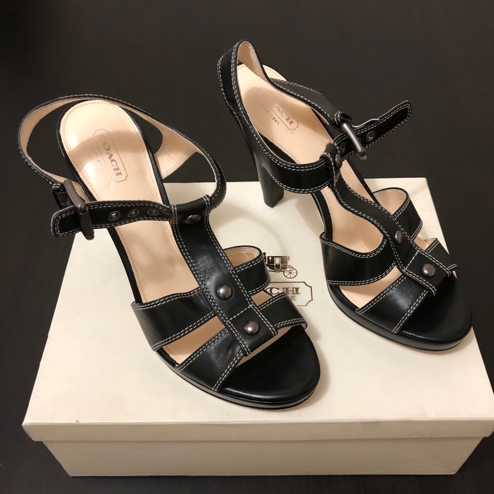 Coach Ginger Buckle T Strap Heels black 9.5B